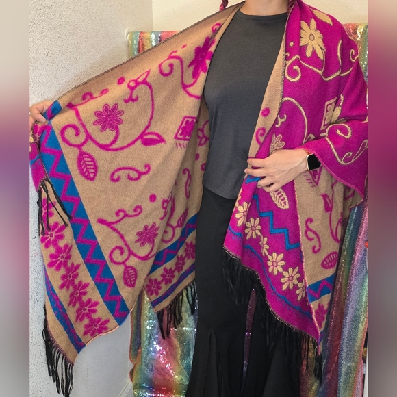 Pink Tribal Print Shawl Kimono - Picture 4 of 4